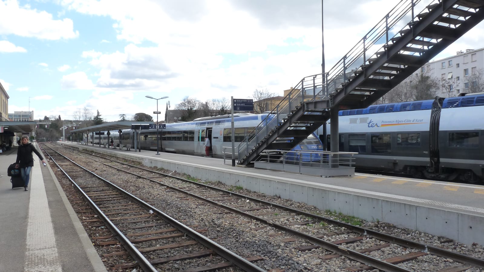 Provence by Car vs Train