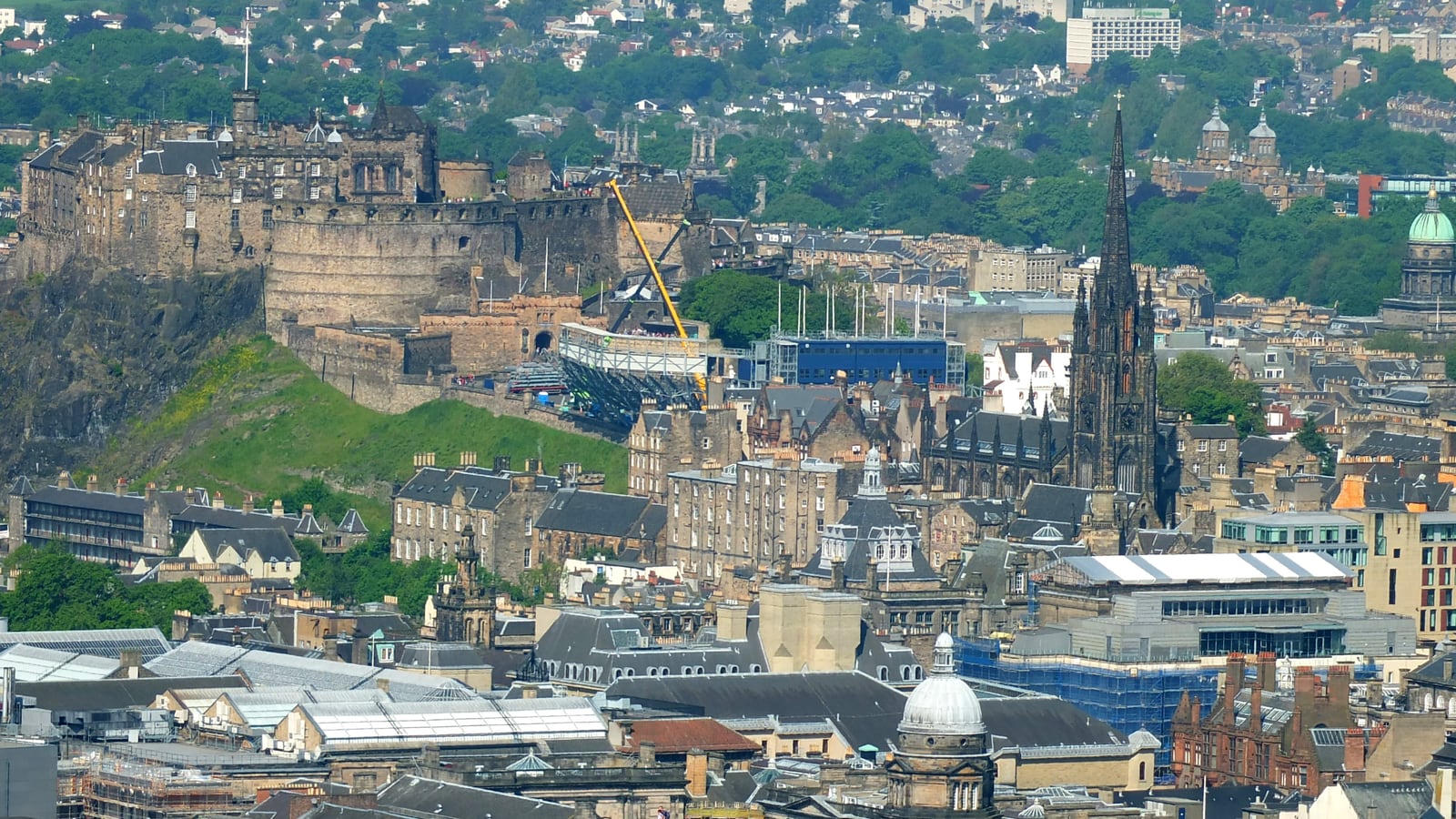Edinburgh: Old Town, castle and a car-free start